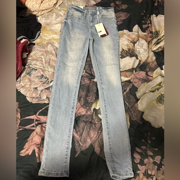 Jeans - Picture 2 of 2